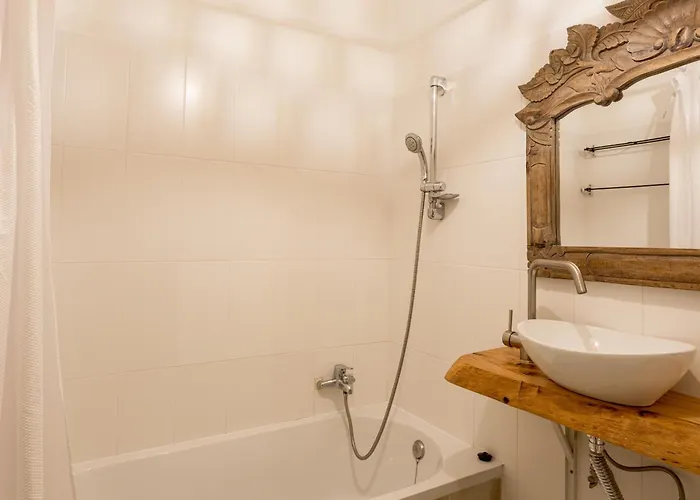 Ocean View By Homing Apartament Віавіа